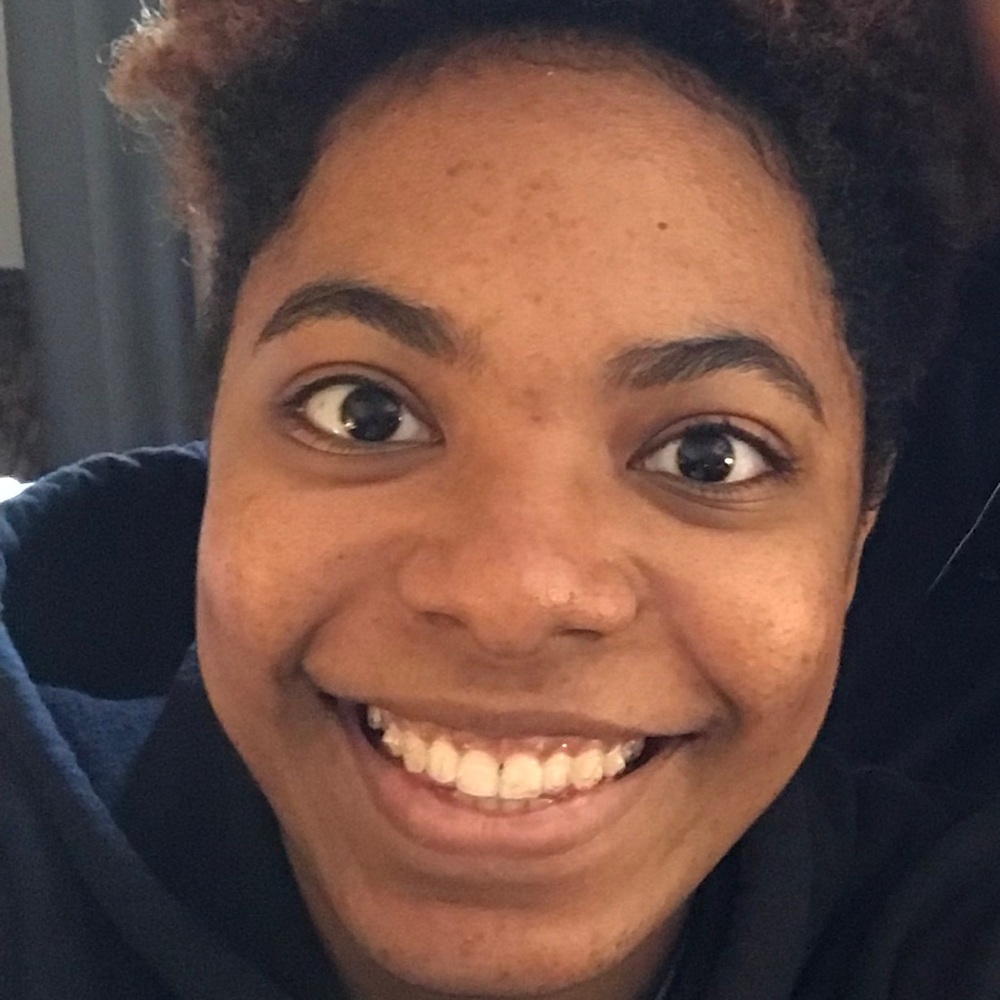 Meet your Posher, Mia